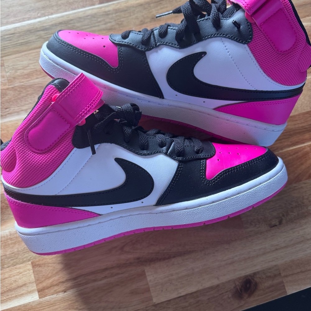 Big Kids youth 7y High-Top Sneakers - COURT BROUGH MID 2 NIB